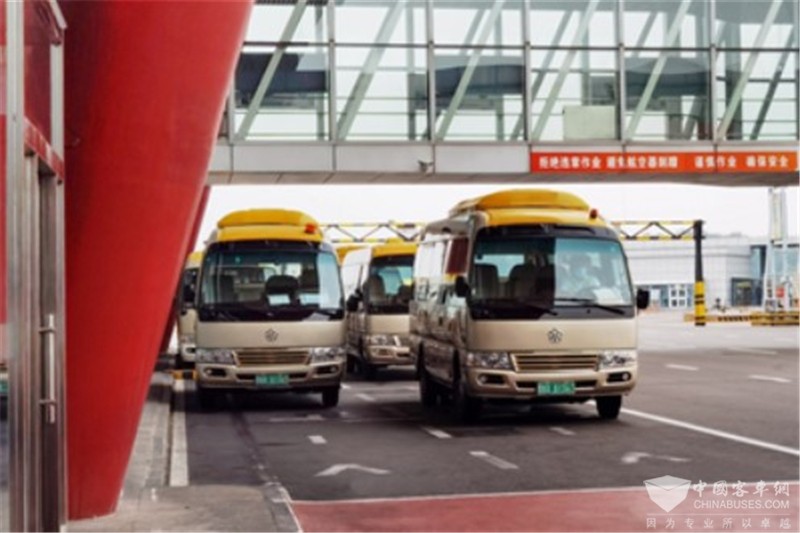 银隆新能源商务车服务首都两大机场