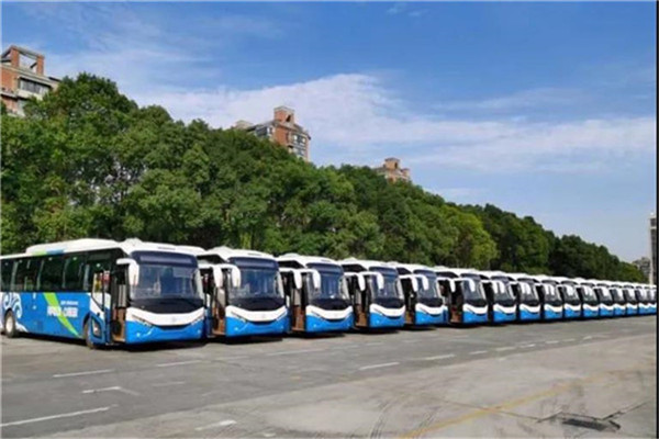 格力钛新能源公交第四次交付杭州
