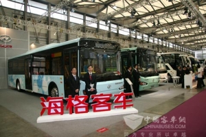 海格客车5加2阵容中西合璧亮相上海