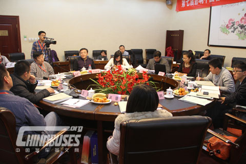 第七届影响中国客车业.海外市场发展座谈会在京隆重举行