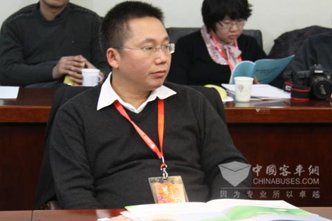 比泽尔销售总监陈道江参加影响中国客车业系列活动